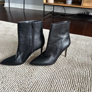 LIKE NEW  Aldo boots